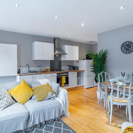 런던 Stylish Shepherds Bush Flat 아파트 외부 사진
